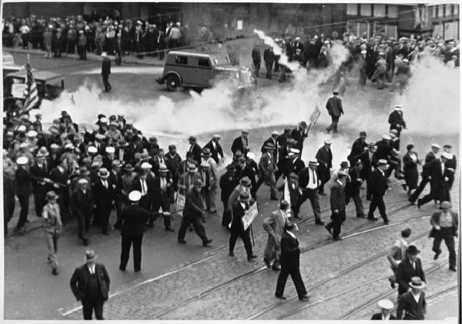 Photo of the 1934 Minneapolis Truckers&rsquo; Strike